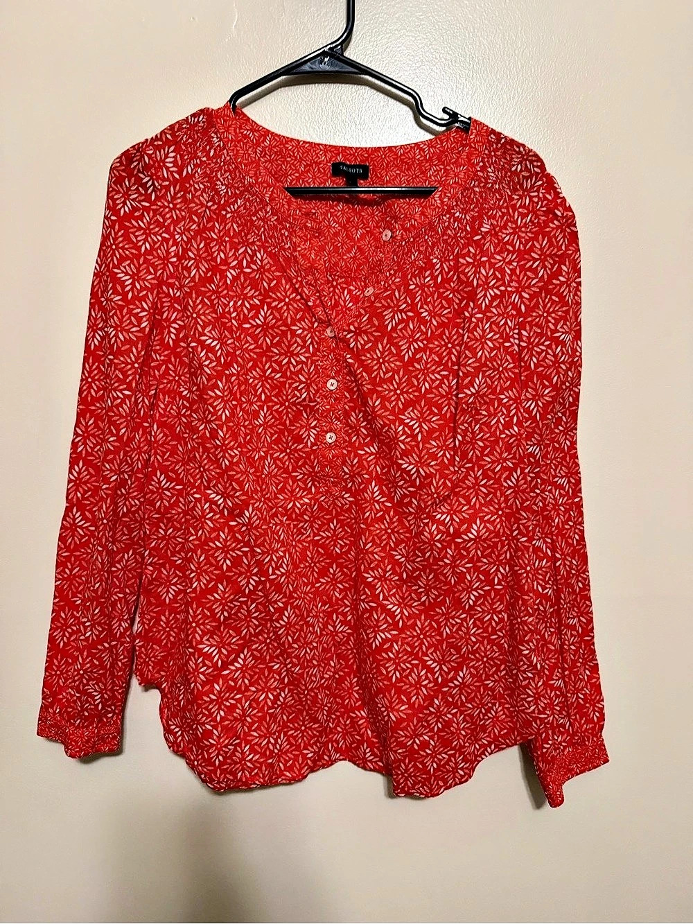 Talbots Floral Blouse in Red & White Size Large Like New